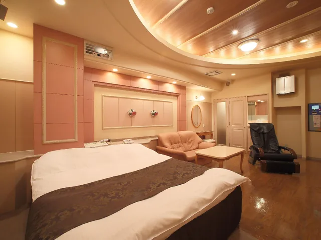 غرفة بسرير مزدوج بحمام خاص، Hotel Fine Garden Toyonaka (Osaka International Airport) 2/2