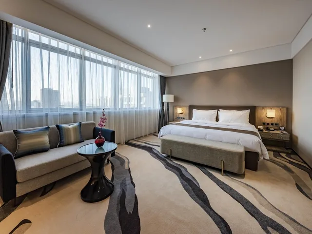 غرفة سوبيريور بسرير كينج، Mercure Panjin 2/7