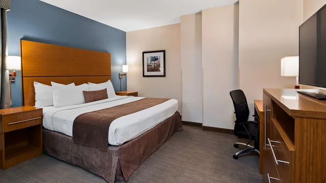 غرفة بسرير كينج لذوي الإعاقة، Best Western Plus Philadelphia Convention Center Hotel 3/7