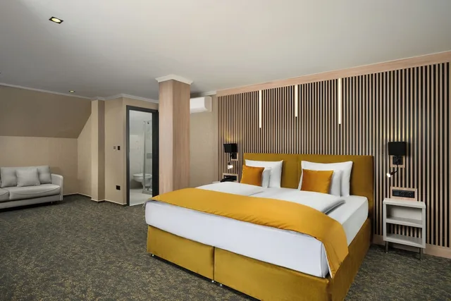 جناح جونيور بسرير مزدوج مع أريكة، Hotel Allora 1/6
