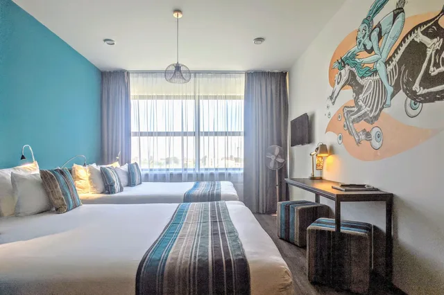 Family, Quadruple, 2 Double Beds, Amsterdam Teleport Hotel 4/9