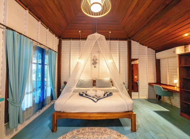 استوديو رومانسي بسرير كينج بإطلالة على البحر، Baan Haad Yao Villas 1/10