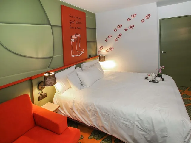 غرفة قياسية بسرير كوين مع أريكة، Hotel Mercure Lisieux Normandie 4/10