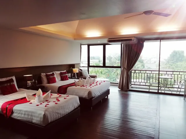 غرفة ديلوكس عائلية ثلاثية بسرير مزدوج وسرير فردي، MANDALA HOUSE 4/9