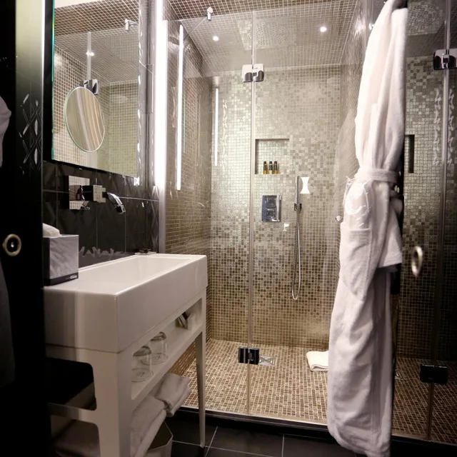 غرفة ديلوكس بسرير كينج، Hotel Le Malown 4/5