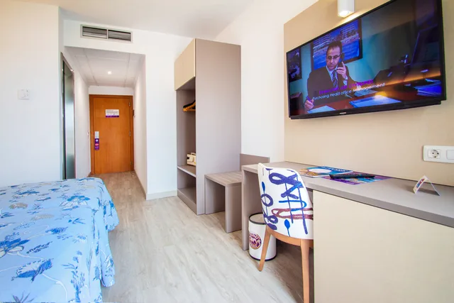 غرفة بسريرين منفصلين، Hotel Servigroup Romana 8/10