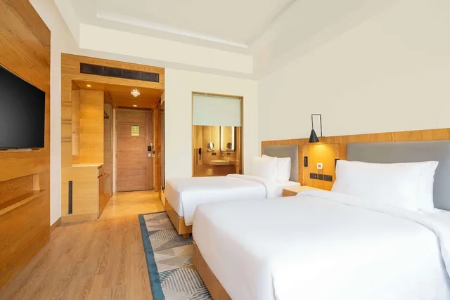 Premium, Temple View، Radisson Hotel Vrindavan 2/4