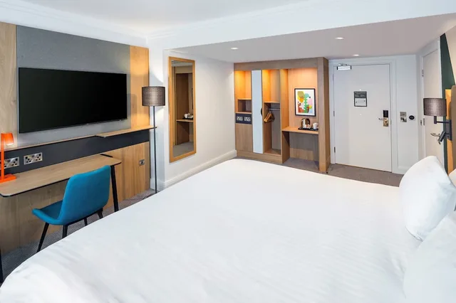 غرفة بريميوم بسرير كينج، Holiday Inn Aylesbury 5/8