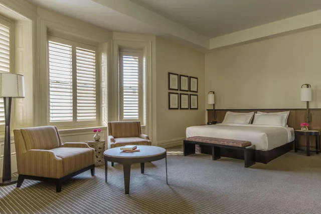 غرفة بسريرين كوين، The Bellevue Hotel 1/8