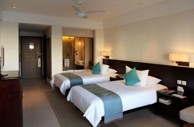 Leisure, Twin Beds, Smoking، Howard Johnson by Wyndham Resort Sanya Bay 1/2