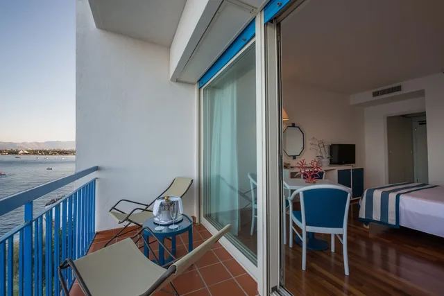 Blue, Double Bed, Sea View، Splendid Hotel La Torre 6/7