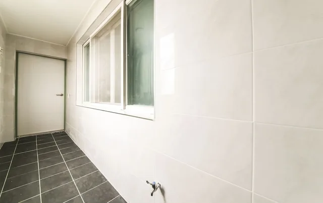 غرفة بريميوم عائلية بفراش فوتون وسريرين منفصلين، Busan View Hotel Busan Station 3/4