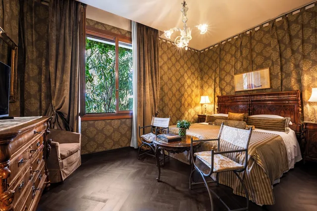 غرفة كلاسيكية بسرير مزدوج بإطلالة على الحديقة، Metropole Hotel Venice 5/7