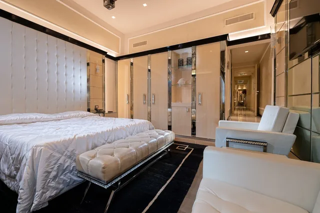 جناح بسرير كينج وسرير فردي، Palazzetto Madonna 1/10