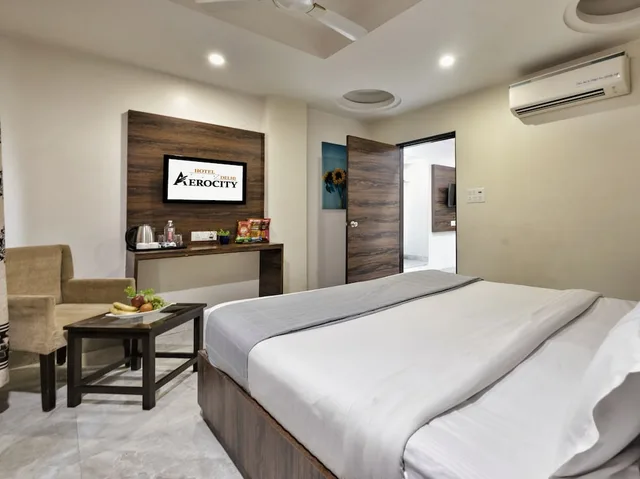غرفة تنفيذية رباعية بسريرين مزدوجين، Hotel Delhi Aerocity 8/10