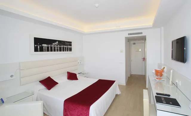 غرفة بسرير مزدوج أو سريرين منفصلين، Argos Hotel 2/5