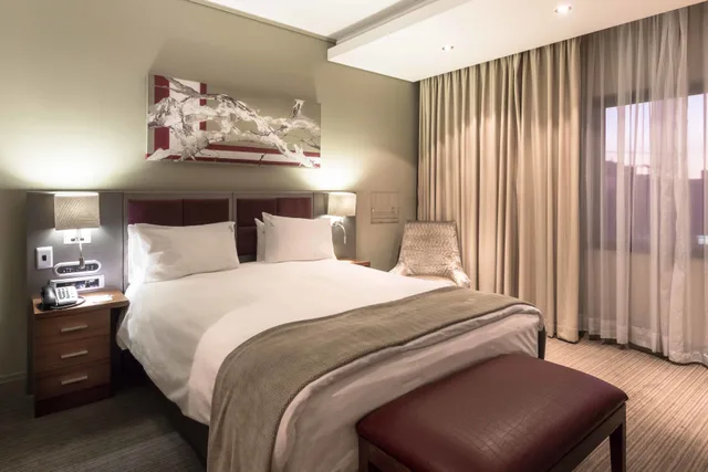 غرفة قياسية مفردة بسرير مزدوج، Holiday Inn Johannesburg Rosebank 3/10