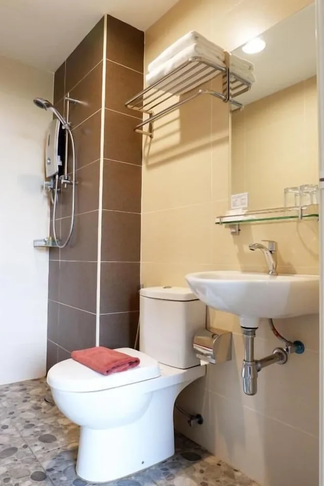 Superior, Twin Beds, No Window، Orkid Inn Mahkota Cheras 3/3