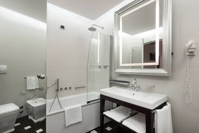 غرفة ديلوكس مفردة بسرير مزدوج، Unahotels Cusani Milan 5/5