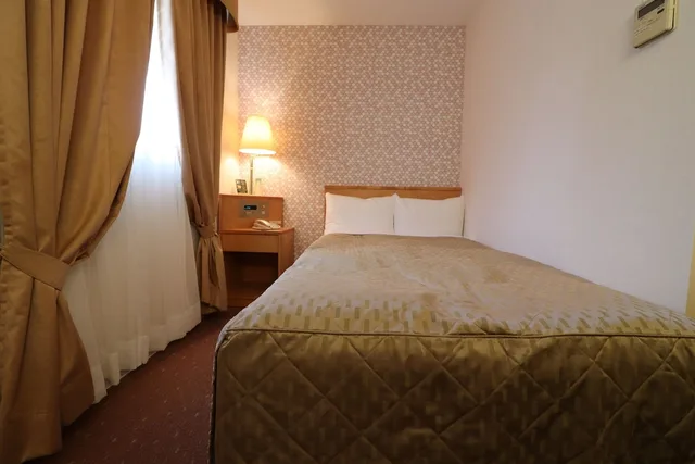 غرفة صغيرة بسرير فردي للمدخنين، Hotel Premium Green Sovereign 1/6