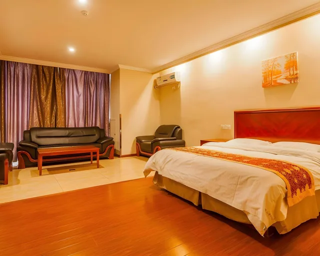 غرفة سوبيريور بسرير كوين، GreenTree Inn Suzhou Kunshan Beimen Road Mold City Express Hotel 1/2