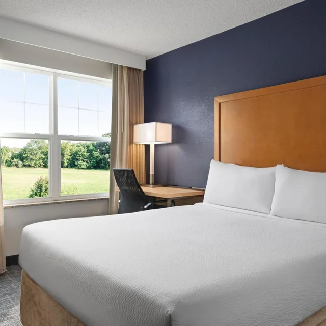 جناح بسرير كينج بغرفتي نوم، Residence Inn Mt Laurel At Bishop S Gate 2/6