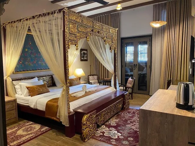 Love, Suite، Ke-Lan-Tan House 1/1