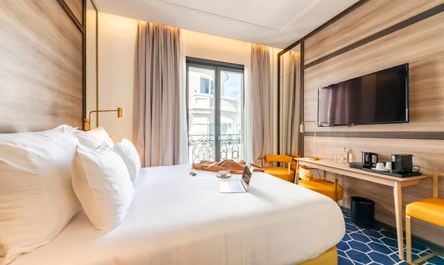 غرفة سوبيريور بسرير مزدوج بشرفة، Pestana CR7 Gran Vía 1/10