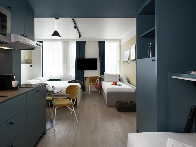 Connecting, Studio, Multiple Beds، Adagio Access Gent Centrum Dampoort 1/3