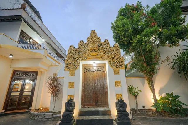 Hana Kuta Beach Hotel، Kuta 3/50