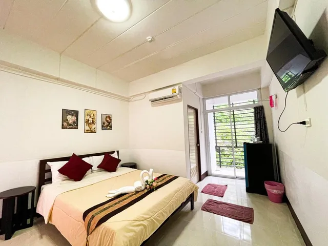 غرفة بسرير مزدوج، Rueangrat Hotel 1/5