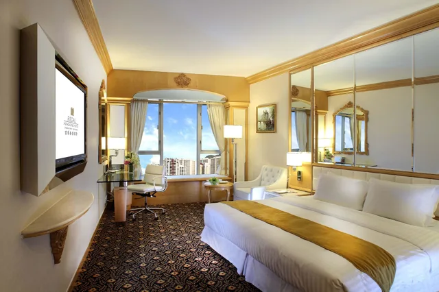 Premier Room, Regal Hong Kong Hotel 1/3