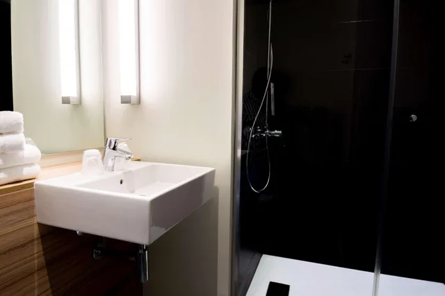 Next Generation, Double Bed, Sofa، Hotel Campanile Montpellier Centre St Roch 6/6