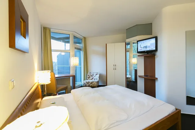 غرفة بسرير كوين، Wald & Golfhotel Lottental 6/7