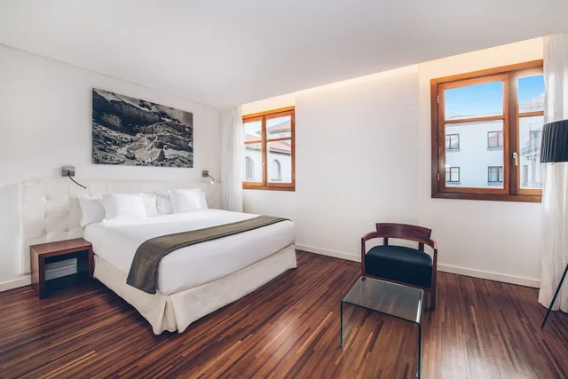 غرفة سوبيريور بسرير كينج، Iberostar Heritage Grand Mencey 2/5