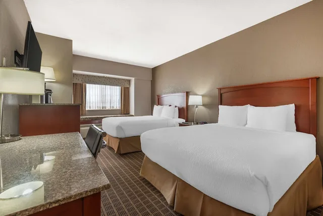غرفة قياسية بسريرين كوين، Best Western Plus Peak Vista Inn & Suites 2/4