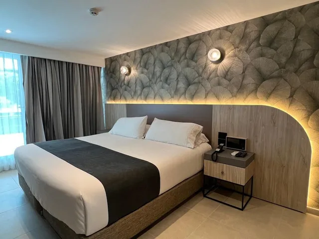 Standard, Double Bed, Zione Luxury Hotel Pereira 7/8