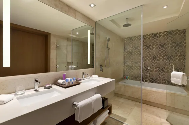 Room, King Bed, HYATT ZIVA CANCUN 2/3