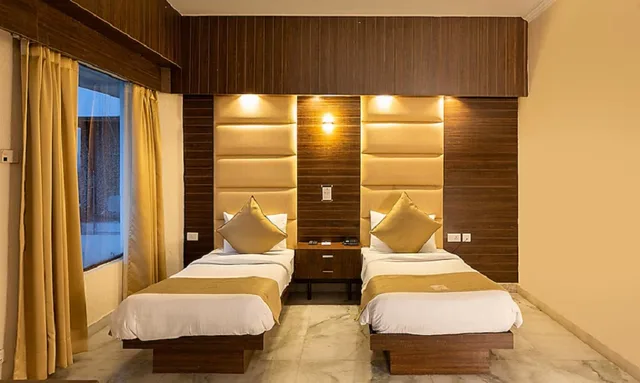 Premium, Single, Twin Beds, The Solitaire 3/4