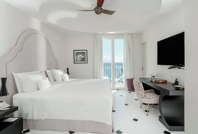 جناح جونيور بسرير كينج وسرير فردي، Miramalfi Hotel 1/5