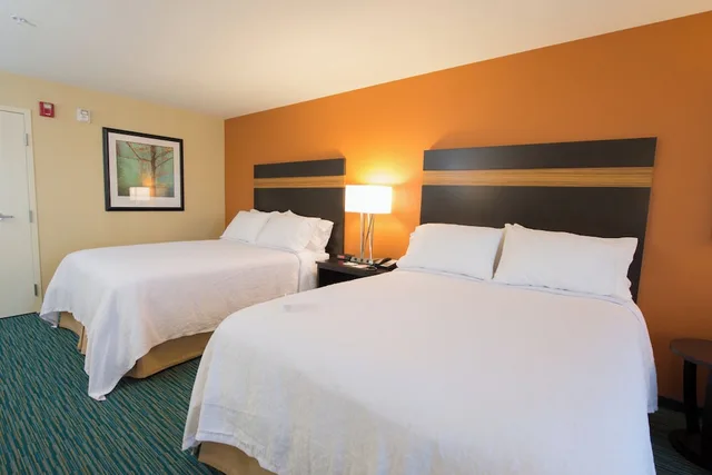 غرفة قياسية بسرير كينج لذوي الإعاقة، Holiday Inn Bismarck 5/10
