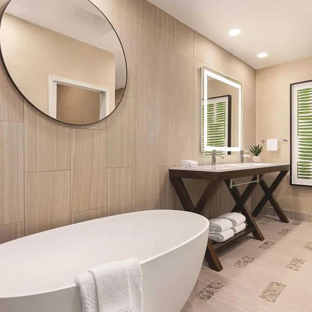 Presidential, Suite, Resort View، Zachari Dunes on Mandalay Beach, Curio Collection by Hilton 6/6