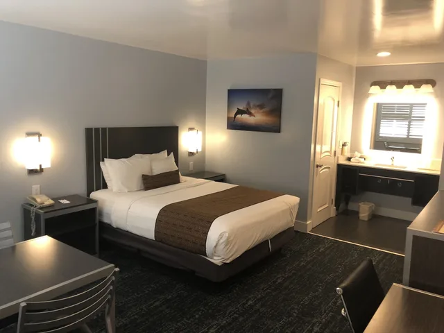 غرفة بسرير كوين، Pacific Inn Monterey 7/10