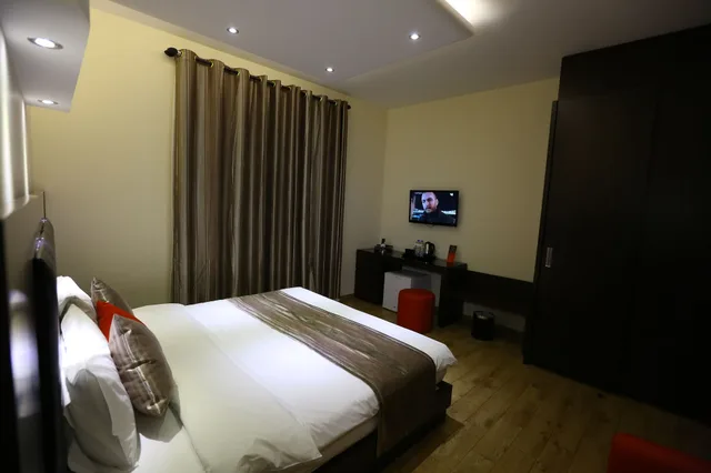 2 Bedrooms, Suite, King and Queen Bed, Jounieh Suites Boutique Hotel Jounieh 4/10