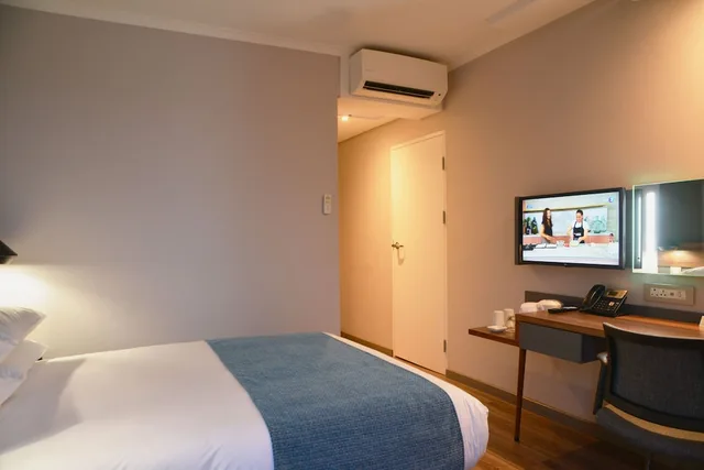 غرفة بسرير مزدوج، Town Lodge Umhlanga 5/6