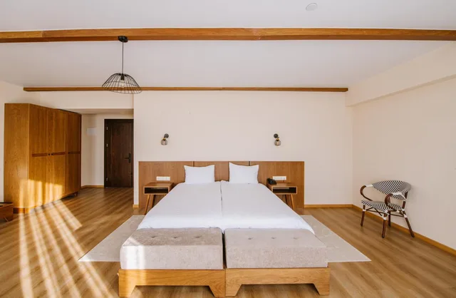 جناح جونيور في الملحق، Gudauri Inn 5/10