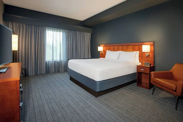 Suite, King Bed, Sofa, Accessible, Courtyard Fort Lauderdale SW Miramar 1/5