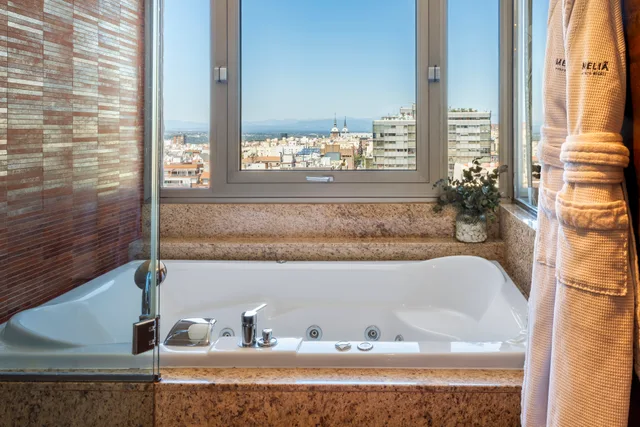 Connecting, Double or Twin Bed, Melia Madrid Princesa Hotel 2/3