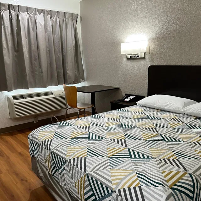 1 Full Bed - ADA/RI Shower/Micfridge, NS, Motel6 Longview, TX 4/10