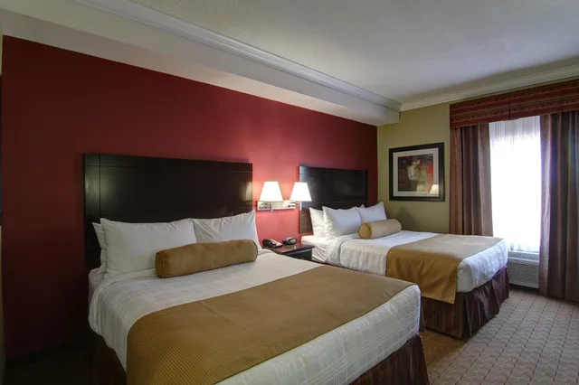 غرفة قياسية بسريرين كوين، Best Western Plus Bowmanville 2/7